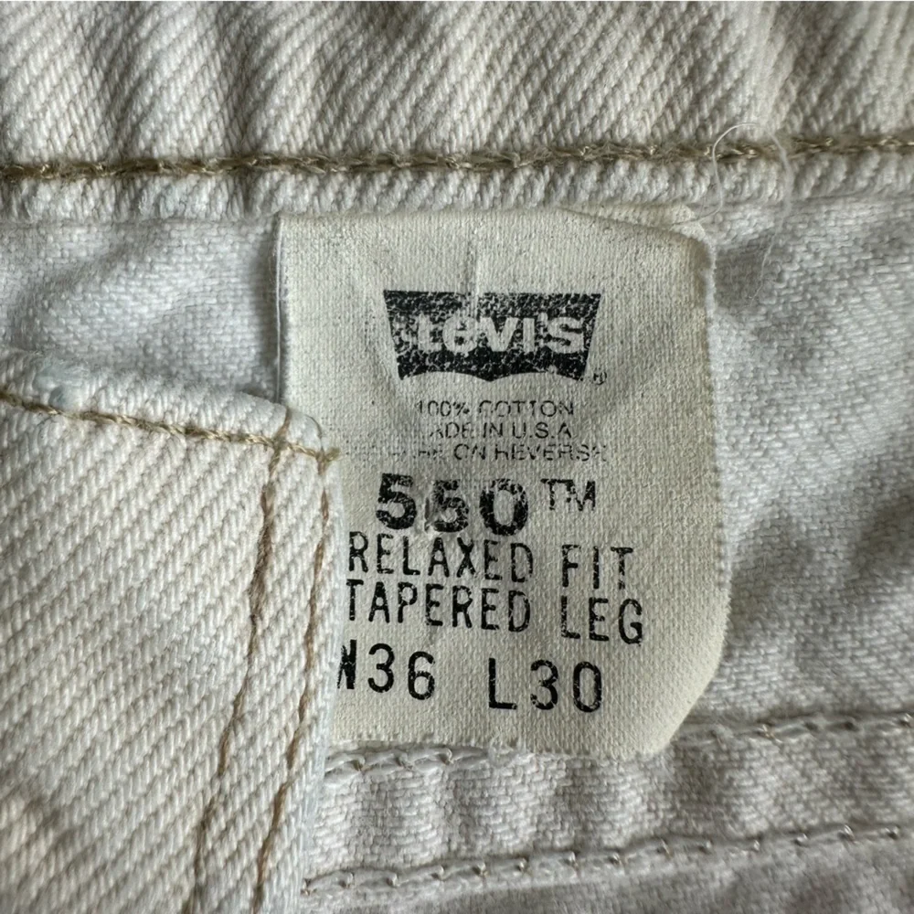 Vintage Levi's 550 Jeans Size 36x30 Orange Tab 90's USA Relaxed Fit Taper Cream